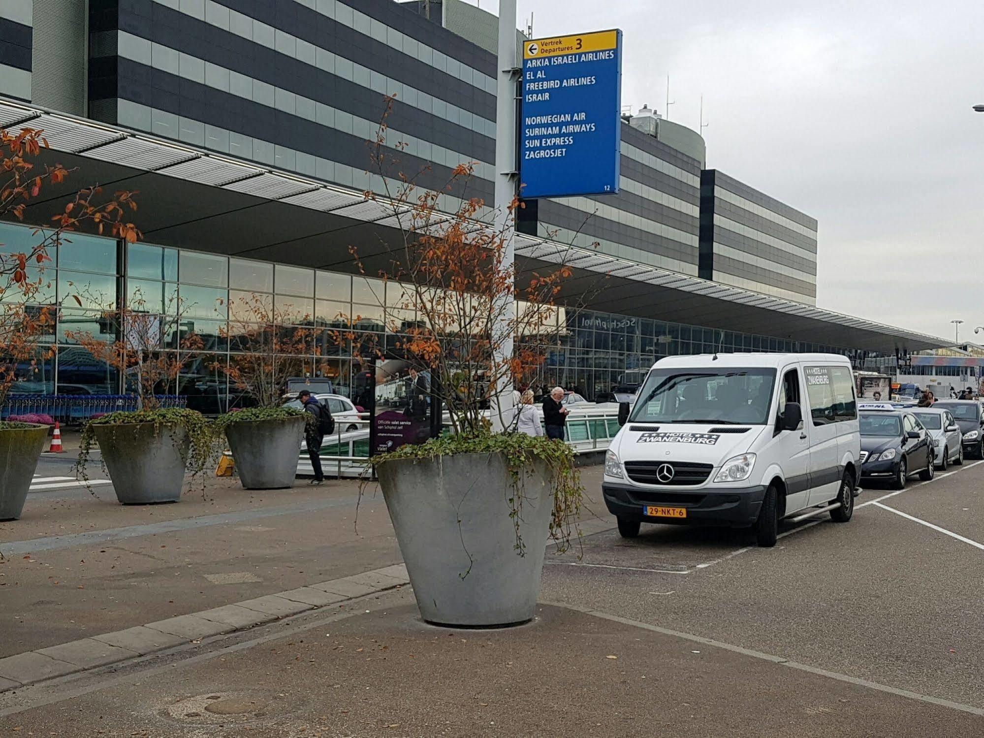 Hotel Zwanenburg Amsterdam Airport מראה חיצוני תמונה